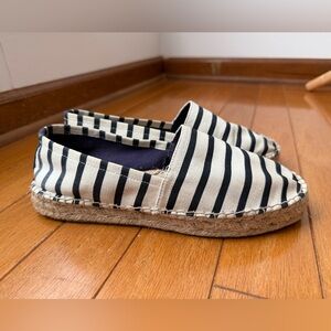 Aerie Striped Canvas Espadrilles Navy White Slip on Shoes Women’s Size 10